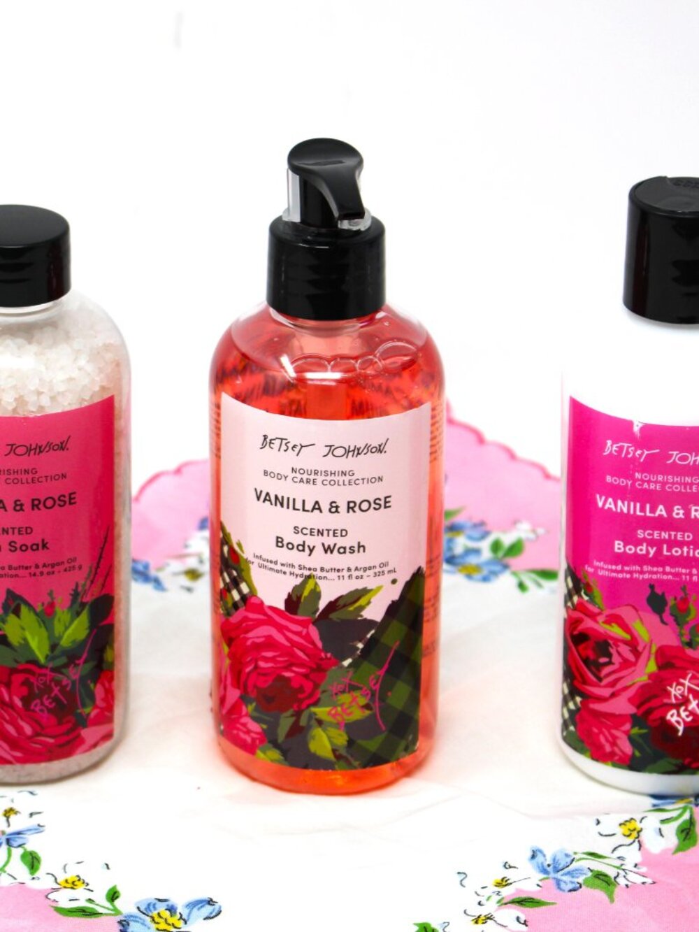 BETSEY JOHNSON 3-Piece Vanilla & Rose Full Body Care: Lotion, Wash & Soak NEW